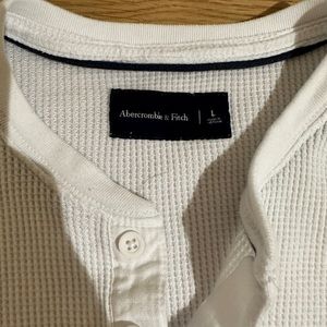 Abercrombie Waffle Henley Size Large